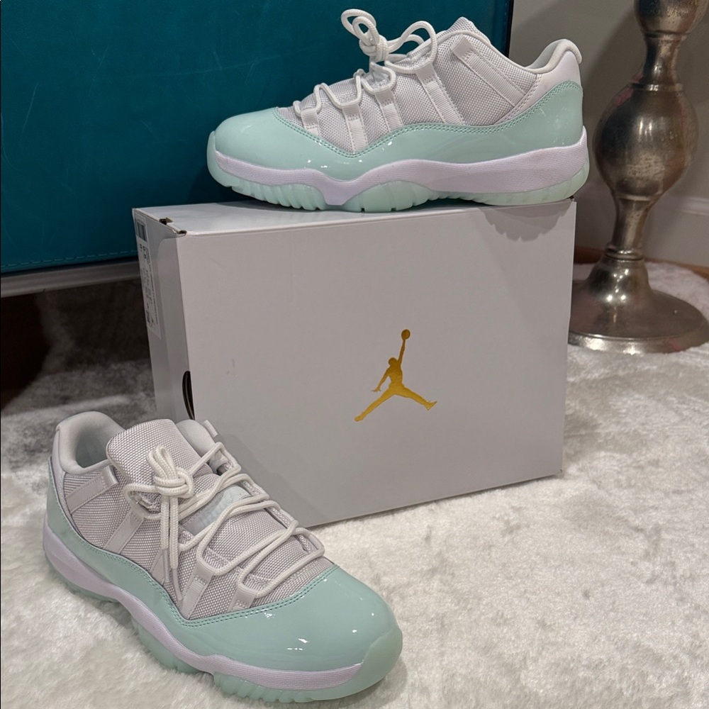 Jordan Sneakers - Light Green and White